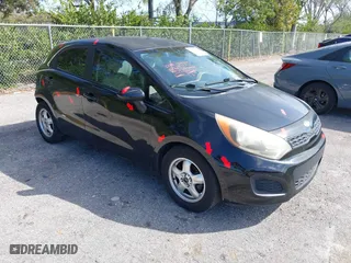 2012 Kia Rio LX with VIN KNADM5A38C6090041, listed as a IAAI auction lot 41620629 with 164,883 mi miles. Bid and sale history available at carsss.com. Image 1.