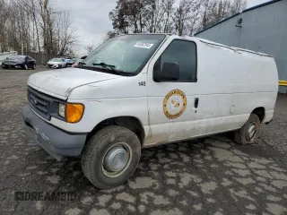 2003 Ford Econoline Cargo with VIN 1FTNE24L53HB92044, listed as a Copart auction lot 44362545 with 221,762 mi miles and Salvage Title. Bid and sale history available at DreamBid. Image 1.