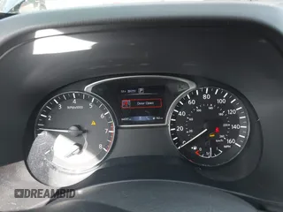 2019 Nissan Pathfinder SV with VIN 5N1DR2MM4KC579118, listed as a IAAI auction lot 42147973 with 64,597 mi miles. Bid and sale history available at carsss.com. Image 7.