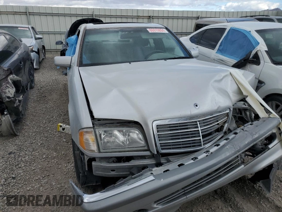 2000 Mercedes-Benz C 230/260/280/320 z VIN WDBHA29G8YA830399, wystawiony jako Copart lot #86919894 z przebiegiem 89 183 mil mil oraz Nie do naprawy • Non repairable. Historia ofert i sprzedaży dostępna na DreamBid. Obrazek 5.