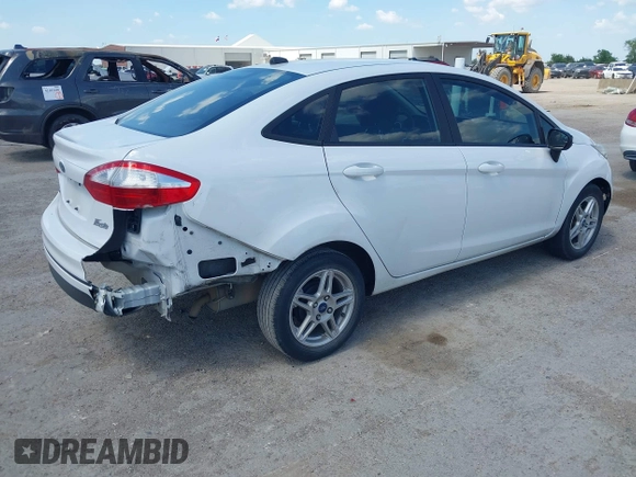 2017 Ford Fiesta SE z VIN 3FADP4BJXHM147290, wystawiony jako IAAI lot #42071340 z przebiegiem 122 142 mil mil oraz . Historia ofert i sprzedaży dostępna na DreamBid. Obrazek 4.