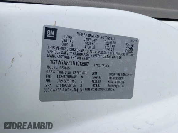 2017 GMC Savana Cargo Van with VIN 1GTW7AFF1H1913587, listed as a IAAI auction lot 40216941 with 269,708 mi miles. Bid and sale history available at carsss.com. Image 9.