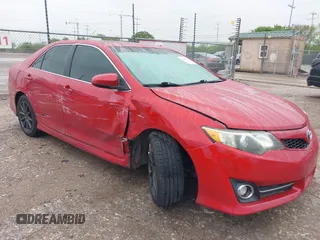 2012 Toyota Camry L with VIN 4T1BF1FKXCU569260, listed as a IAAI auction lot 41904621 with 48,521 mi miles. Bid and sale history available at carsss.com. Image 1.