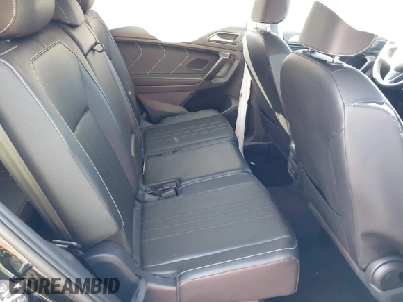 2022 Volkswagen Tiguan SE with VIN 3VV3B7AX5NM042455, listed as a IAAI auction lot 41848427 with 44,631 mi miles and . Bid and sale history available at DreamBid. Image 8.