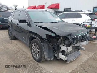 2020 Jeep Cherokee Latitude Plus with VIN 1C4PJLLB7LD637670, listed as a IAAI auction lot 41581886 with 70,199 mi miles. Bid and sale history available at carsss.com. Image 1.