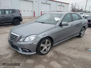 2011 Mercedes-Benz E-Class E 350 Luxury with VIN WDDHF8HB6BA324143, listed as a IAAI auction lot 41561922 with 79,769 mi miles. Bid and sale history available at carsss.com. Image 17.