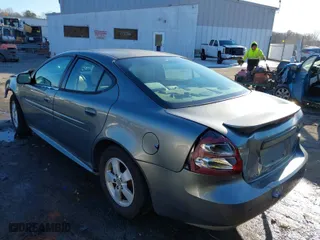 2005 Pontiac Grand Prix with VIN 2G2WP522951195596, listed as a IAAI auction lot 41398363 with 230,977 mi miles. Bid and sale history available at carsss.com. Image 3.