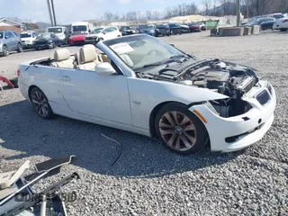 2011 BMW 3 Series 328i with VIN WBADW3C52BE539201, listed as a IAAI auction lot 41572349 with 205,932 mi miles. Bid and sale history available at carsss.com. Image 1.