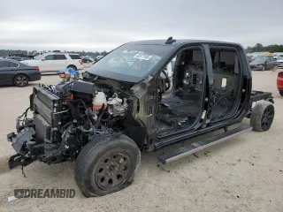 2021 GMC Sierra 1500 Denali z VIN 3GTU9FET0MG117253, wystawiony jako Copart lot #45577105 z przebiegiem Nie podano mil oraz Szkoda całkowita • Salvage title. Historia ofert i sprzedaży dostępna na DreamBid. Obrazek 1.
