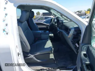 2022 Ford F-150 XL с VIN 1FTMF1CB3NKE57884, выставлен на аукционе IAAI как лот 42223790 с пробегом 46 436 миль миль и . История ставок и продаж доступна на DreamBid. Изображение 5.
