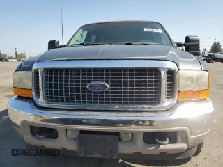 2001 Ford Excursion Limited with VIN 1FMNU42S21EA08925, listed as a Copart auction lot 59700105 with 135,317 mi miles and Clean title. Bid and sale history available at DreamBid. Image 5.