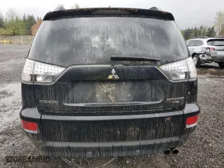 2010 Mitsubishi Outlander XLS with VIN JA4JT4AX4AZ009743, listed as a Copart auction lot 52824925 with 117,984 mi miles and Clean Title. Bid and sale history available at carsss.com. Image 6.