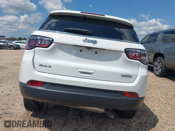 2024 Jeep Compass Latitude with VIN 3C4NJDBN4RT116966, listed as a IAAI auction lot 42562326 with 32,436 mi miles and . Bid and sale history available at DreamBid. Image 15.