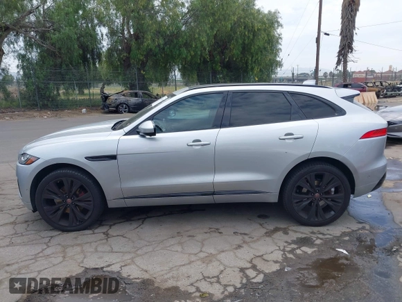 2017 Jaguar F-Pace S with VIN SADCM2BV6HA892108, listed as a IAAI auction lot 42034100 with 101,380 mi miles and . Bid and sale history available at DreamBid. Image 14.