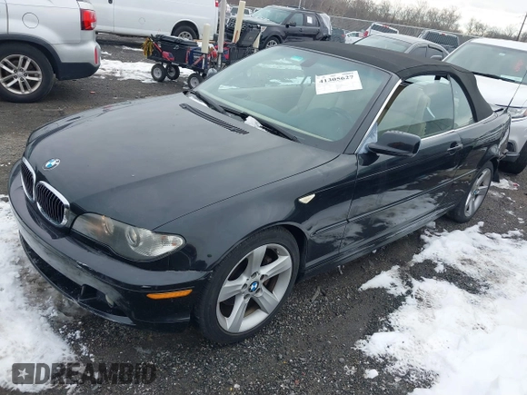 2006 BMW 3 Series 325Ci with VIN WBABW33476PX88778, listed as a IAAI auction lot 41305627 with 137,677 mi miles and . Bid and sale history available at carsss.com. Image 17.