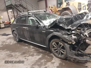 2018 Audi A4 allroad Premium Plus with VIN WA18NAF41JA231869, listed as a IAAI auction lot 41093515 with 1 mi miles. Bid and sale history available at carsss.com. Image 13.