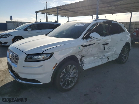 2021 Lincoln Nautilus Reserve with VIN 2LMPJ6K96MBL18185, listed as a Copart auction lot 41752425 with 24,719 mi miles and Salvage Title. Bid and sale history available at carsss.com. Image 1.