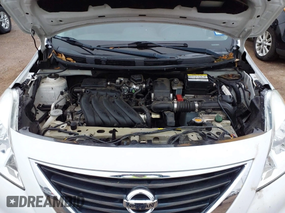 2013 Nissan Versa SV z VIN 3N1CN7AP0DL824093, wystawiony jako IAAI lot #41962416 z przebiegiem 132 846 mil mil oraz . Historia ofert i sprzedaży dostępna na DreamBid. Obrazek 10.