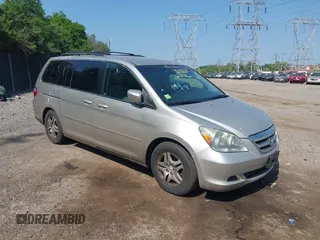 2007 Honda Odyssey EX z VIN 5FNRL38487B455584, wystawiony jako IAAI lot #42429623 z przebiegiem 188 251 mil mil oraz . Historia ofert i sprzedaży dostępna na DreamBid. Obrazek 1.