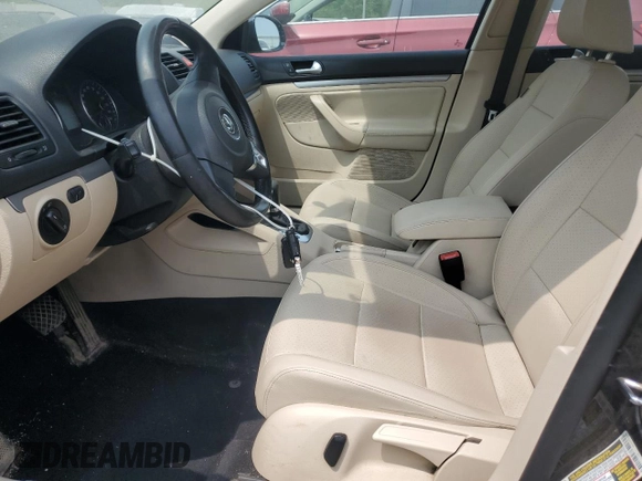 2010 Volkswagen Jetta Limited Edition with VIN 3VWAX7AJ8AM152734, listed as a Copart auction lot 58583775 with 122,734 mi miles and Non repairable. Bid and sale history available at DreamBid. Image 7.