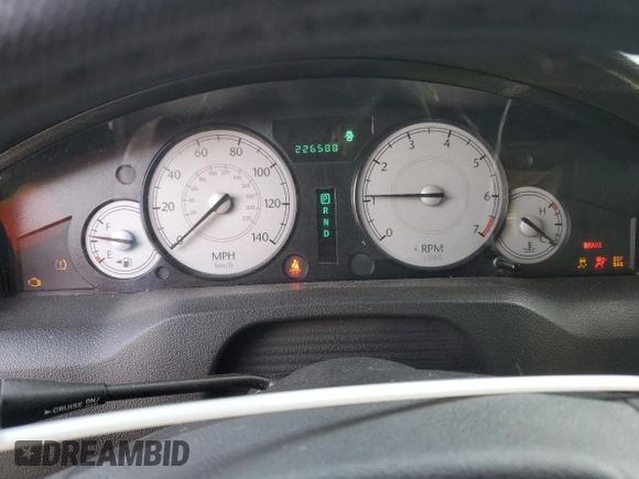 2006 Chrysler 300 Touring with VIN 2C3KA53G76H434890, listed as a Copart auction lot 54378785 with 226,588 mi miles and Salvage Title. Bid and sale history available at DreamBid. Image 9.