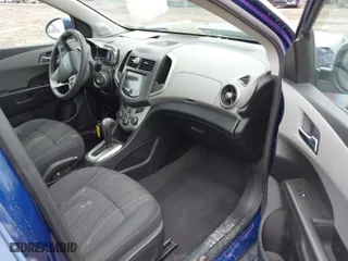 2014 Chevrolet Sonic LT with VIN 1G1JC5SG7E4117814, listed as a IAAI auction lot 41711814 with 97,723 mi miles. Bid and sale history available at carsss.com. Image 5.