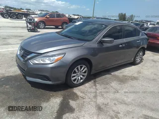2016 Nissan Altima SR with VIN 1N4AL3AP9GC152060, listed as a IAAI auction lot 41696104 with 111,478 mi miles and . Bid and sale history available at carsss.com. Image 2.