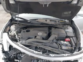 2015 Nissan Altima 2.5 with VIN 1N4AL3AP5FC298843, listed as a IAAI auction lot 41716192 with 72,041 mi miles. Bid and sale history available at carsss.com. Image 10.