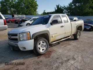 2007 Chevrolet Silverado 1500 Work Truck with VIN 2GCEK19C271693882, listed as a Copart auction lot 59260514 with 195,746 mi miles and Salvage Title. Bid and sale history available at carsss.com. Image 1.