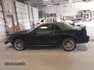 1994 Ford Mustang with VIN 1FALP45T7RF155048, listed as a IAAI auction lot 41860923 with 81,956 mi miles and . Bid and sale history available at DreamBid. Image 14.