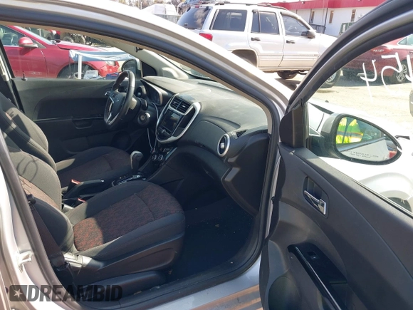 2018 Chevrolet Sonic LT with VIN 1G1JD5SG6J4132523, listed as a IAAI auction lot 41918454 with 59,332 mi miles and . Bid and sale history available at DreamBid. Image 5.