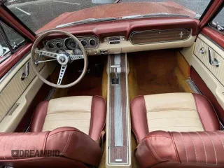 1966 Ford Mustang z VIN 6F08T33732, wystawiony jako Copart lot #56964675 z przebiegiem 38 839 mil mil oraz Tytuł czysty. Historia ofert i sprzedaży dostępna na DreamBid. Obrazek 9.