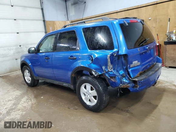 2012 Ford Escape XLT z VIN 1FMCU9DG3CKB40111, wystawiony jako Copart lot #52329085 z przebiegiem 106 114 mil mil oraz Czysty tytuł • Clean title. Historia ofert i sprzedaży dostępna na DreamBid. Obrazek 2.