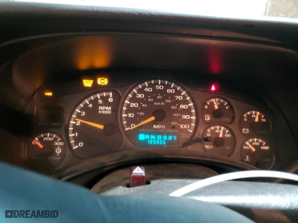 2000 Chevrolet Silverado 2500 with VIN 1GCGK24UXYE270241, listed as a Copart auction lot 44511845 with 120,905 mi miles and Clean Title. Bid and sale history available at carsss.com. Image 9.