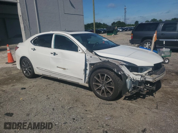 2015 Acura TLX Technology with VIN 19UUB2F55FA001885, listed as a Copart auction lot 61438755 with 117,800 mi miles and Salvage title. Bid and sale history available at DreamBid. Image 4.