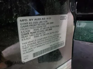 2024 Audi Q3 S line Premium Plus z VIN WA1EECF34R1035605, wystawiony jako Copart lot #42318005 z przebiegiem 10 264 mil mil oraz Szkody całkowita. Historia ofert i sprzedaży dostępna na DreamBid. Obrazek 13.