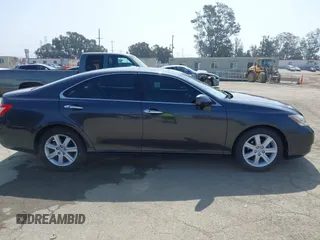 2007 Lexus ES 330 z VIN JTHBJ46G472085911, wystawiony jako IAAI lot #42486802 z przebiegiem 124 871 mil mil oraz . Historia ofert i sprzedaży dostępna na DreamBid. Obrazek 13.