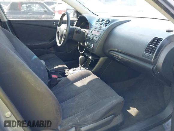 2012 Nissan Altima S z VIN 1N4AL2AP3CC223385, wystawiony jako IAAI lot #41631411 z przebiegiem 236 224 mil mil oraz . Historia ofert i sprzedaży dostępna na DreamBid. Obrazek 5.