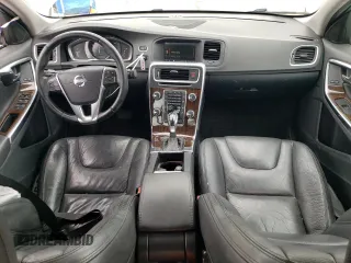 2014 Volvo S60 T5 z VIN YV1612FS6E2285174, wystawiony jako Copart lot #59003035 z przebiegiem 102 548 mil mil oraz Szkoda całkowita • Salvage title. Historia ofert i sprzedaży dostępna na DreamBid. Obrazek 8.