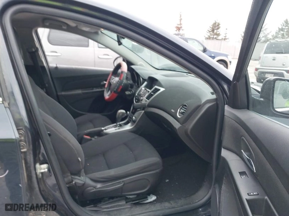 2015 Chevrolet Cruze LT with VIN 1G1PC5SB1F7145395, listed as a IAAI auction lot 41337962 with 141,012 mi miles. Bid and sale history available at carsss.com. Image 5.