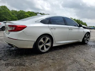 2019 Honda Accord Touring with VIN 1HGCV2F94KA033470, listed as a Copart auction lot 54339055 with 141,331 mi miles and Salvage title. Bid and sale history available at DreamBid. Image 3.