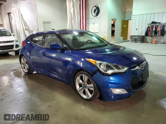 2017 Hyundai Veloster with VIN KMHTC6AD4HU323833, listed as a Copart auction lot 61636793 with 86,431 mi miles. Bid and sale history available at carsss.com. Image 4.