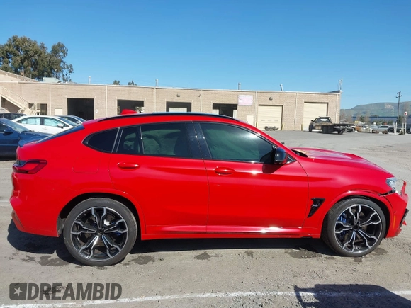 2021 BMW X4 M with VIN 5YMUJ0C08M9H70033, listed as a IAAI auction lot 41671276 with 18,151 mi miles. Bid and sale history available at carsss.com. Image 14.