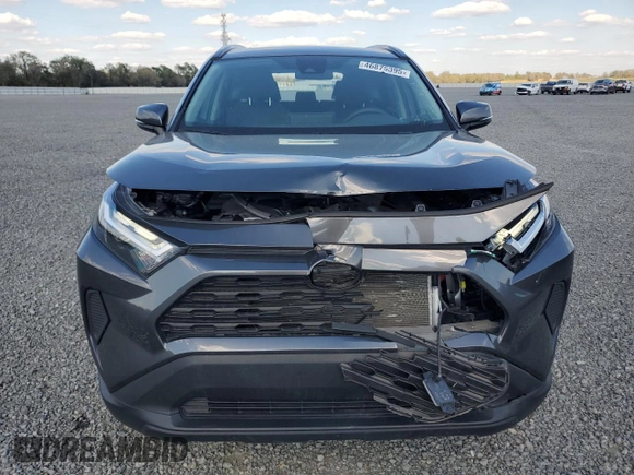 2023 Toyota RAV4 XLE with VIN 2T3W1RFVXPC251243, listed as a Copart auction lot 46875395 with 28,222 mi miles and Salvage Title. Bid and sale history available at carsss.com. Image 5.
