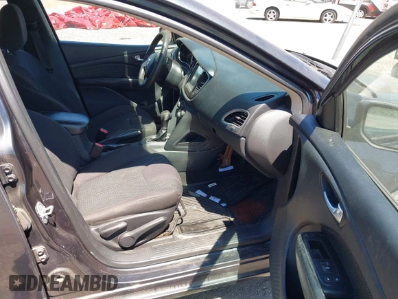 2014 Dodge Dart SXT with VIN 1C3CDFBB5ED822364, listed as a IAAI auction lot 41897570 with 116,733 mi miles. Bid and sale history available at carsss.com. Image 5.