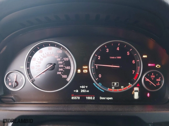 2016 BMW X5 xDrive35i with VIN 5UXKR0C55G0P34681, listed as a IAAI auction lot 41783105 with 85,578 mi miles. Bid and sale history available at carsss.com. Image 7.