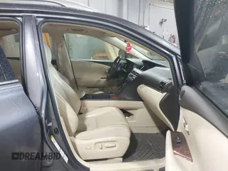 2015 Lexus RX 350 z VIN 2T2BK1BA9FC301567, wystawiony jako IAAI lot #42334065 z przebiegiem 129 779 mil mil oraz . Historia ofert i sprzedaży dostępna na DreamBid. Obrazek 5.