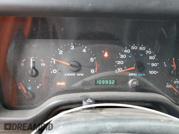 2006 Jeep Wrangler Unlimited LWB with VIN 1J4FA44S96P765356, listed as a Copart auction lot 45302355 with 109,932 mi miles and Salvage Title. Bid and sale history available at carsss.com. Image 9.