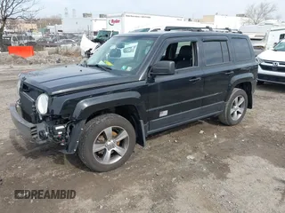 2016 Jeep Patriot High Altitude Edition with VIN 1C4NJRFB7GD789654, listed as a IAAI auction lot 41800088 with 47,739 mi miles. Bid and sale history available at carsss.com. Image 20.