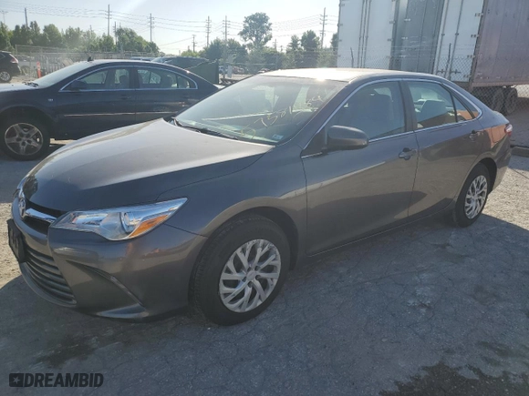 2017 Toyota Camry XLE with VIN 4T1BF1FK0HU741769, listed as a Copart auction lot 57581484 with 92,673 mi miles and Salvage Title. Bid and sale history available at carsss.com. Image 1.